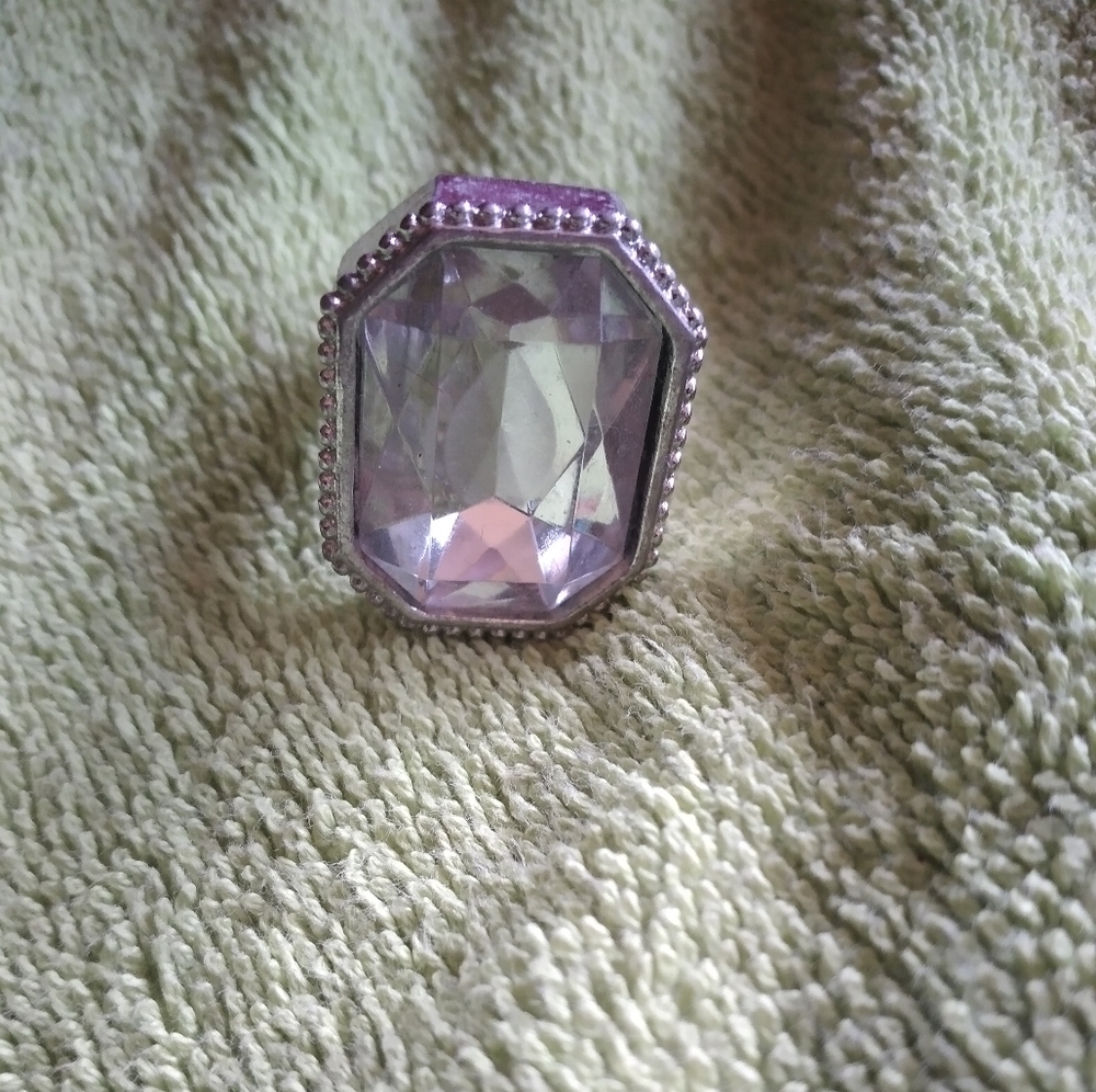 Woman costume ring